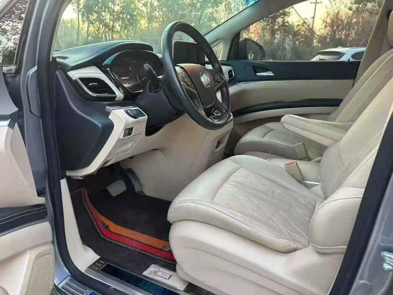 徐州23年别克GL86