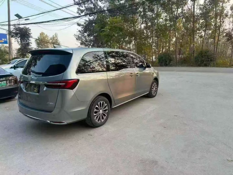 徐州23年别克GL88