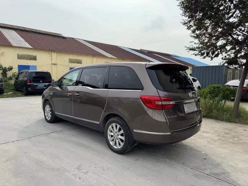 徐州17年别克GL82