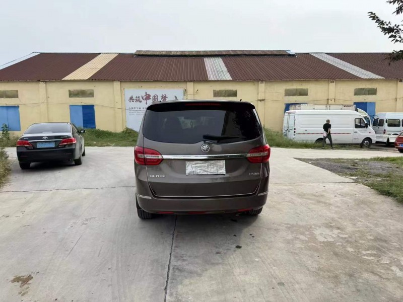 徐州17年别克GL89