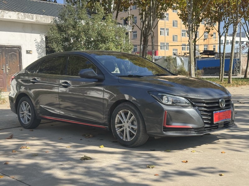 郑州20年长安汽车锐程2