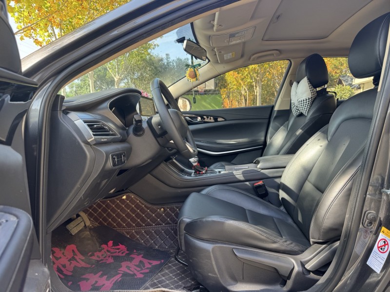 郑州20年长安汽车锐程8