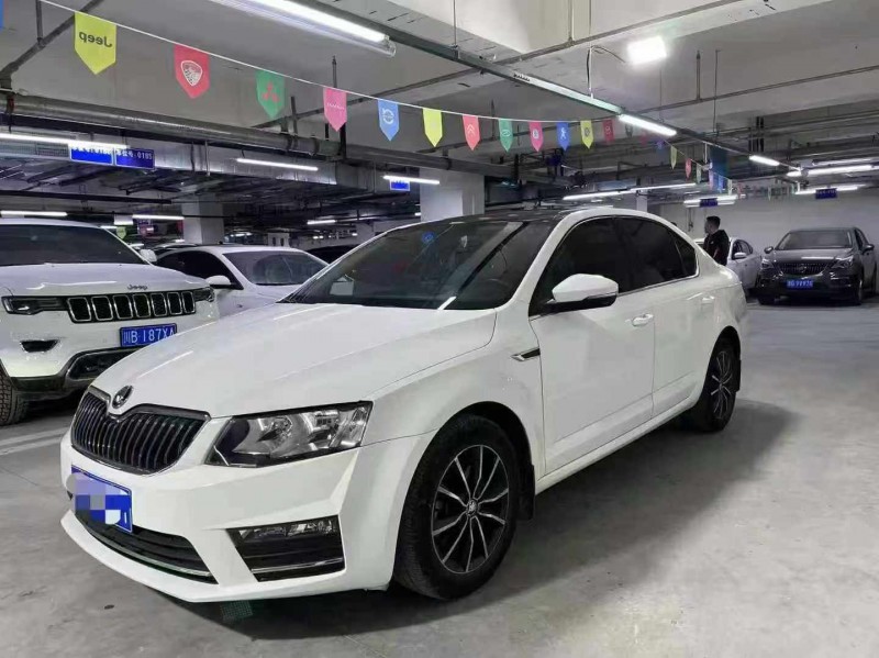 成都16年斯柯达明锐3