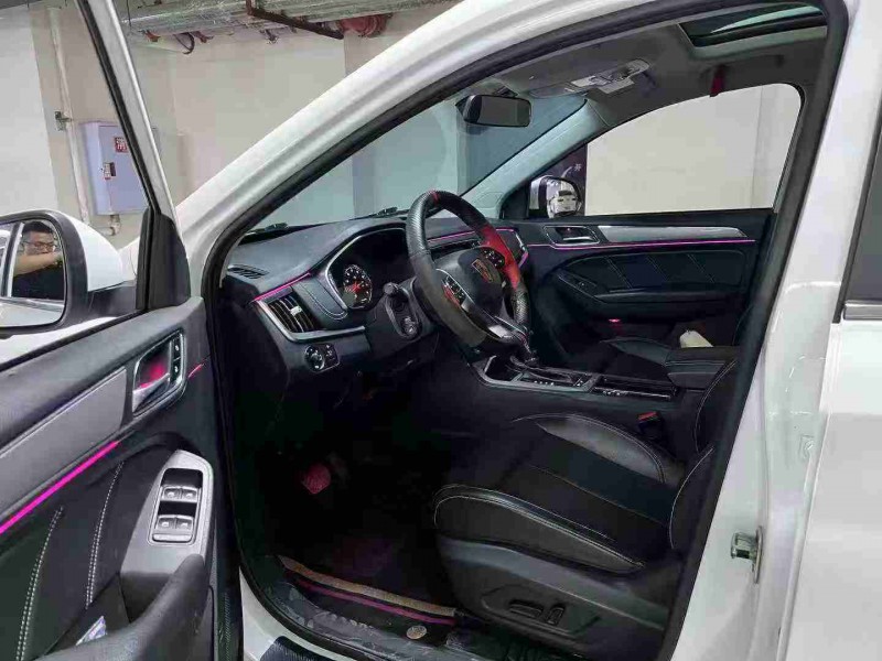 成都21年荣威RX54