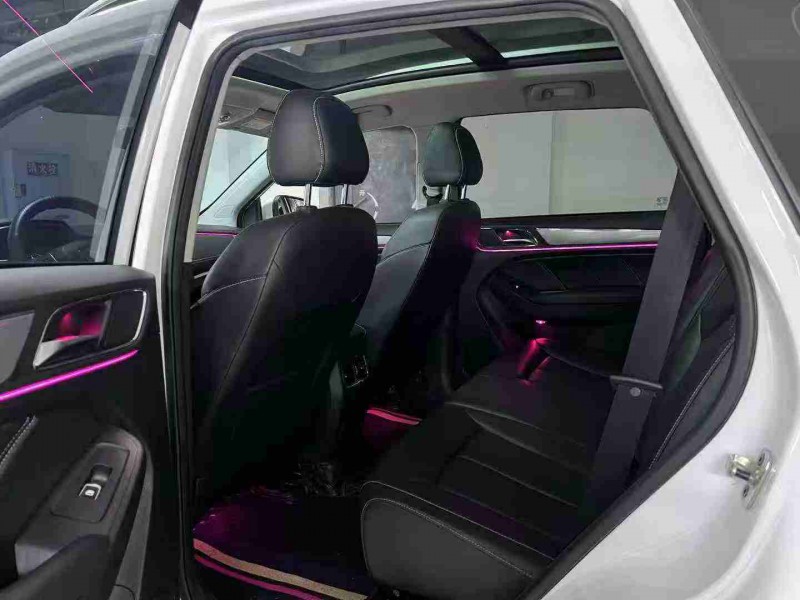 成都21年荣威RX55