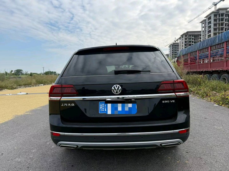 柳州17年大众途昂8