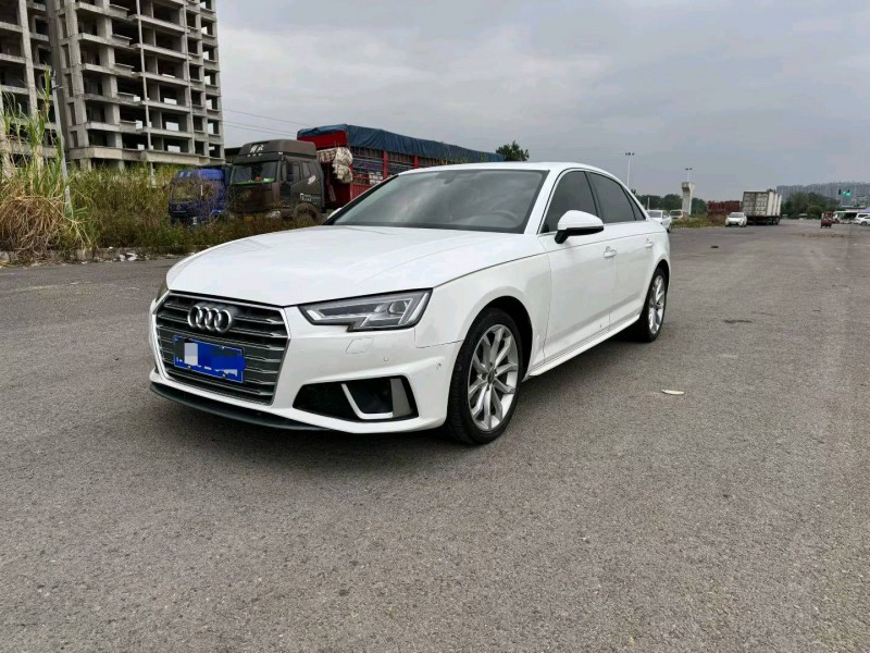 柳州19年奥迪A4L3