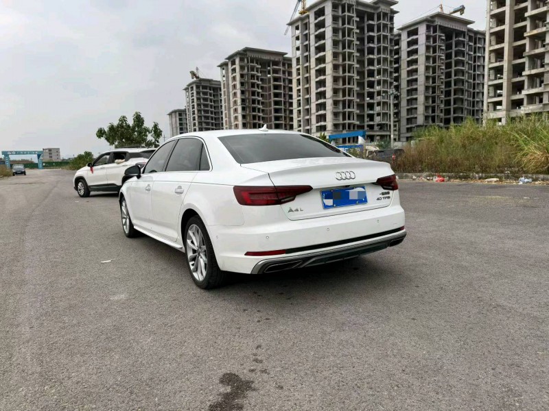 柳州19年奥迪A4L4