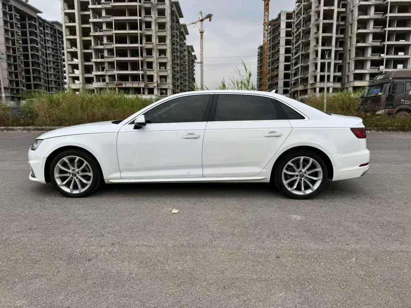 柳州19年奥迪A4L7