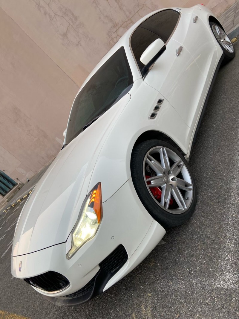 营口14年玛莎拉蒂总裁2