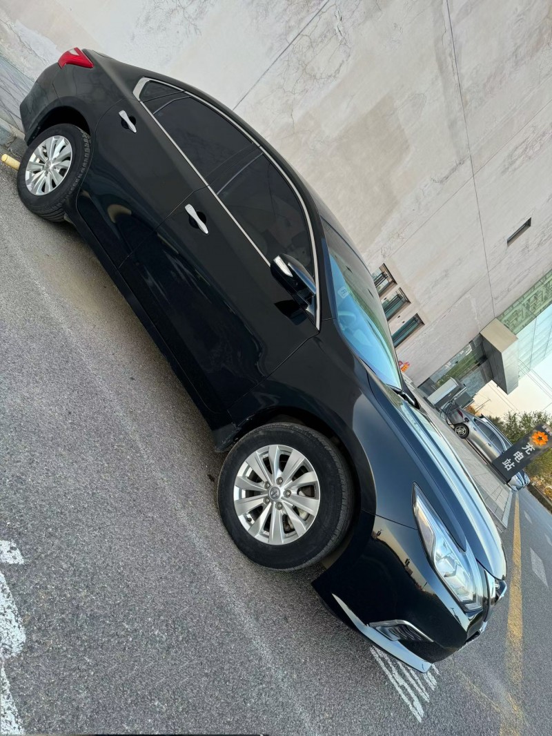 营口19年日产天籁3