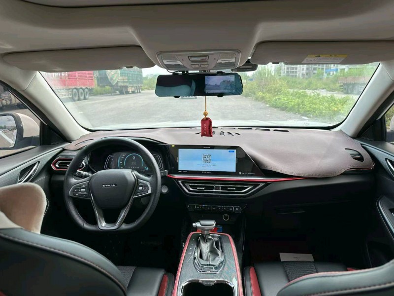 南宁22年长安汽车欧尚9