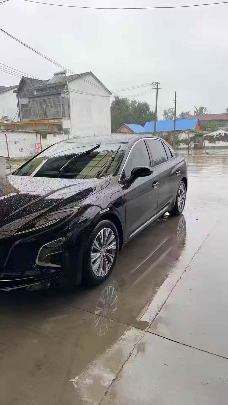 菏泽25年红旗E-QM52