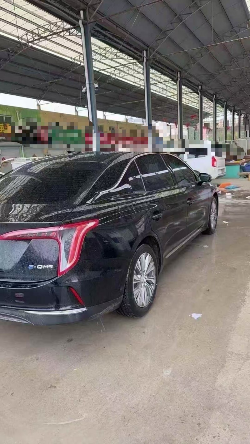 菏泽25年红旗E-QM57