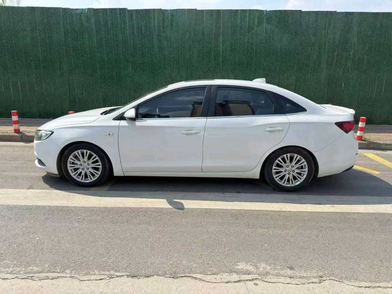 柳州19年别克英朗2