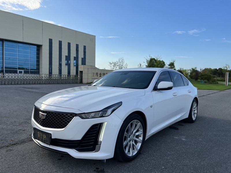 盐城20年凯迪拉克CT53