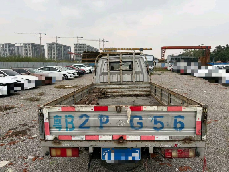 柳州19年长安汽车跨越6