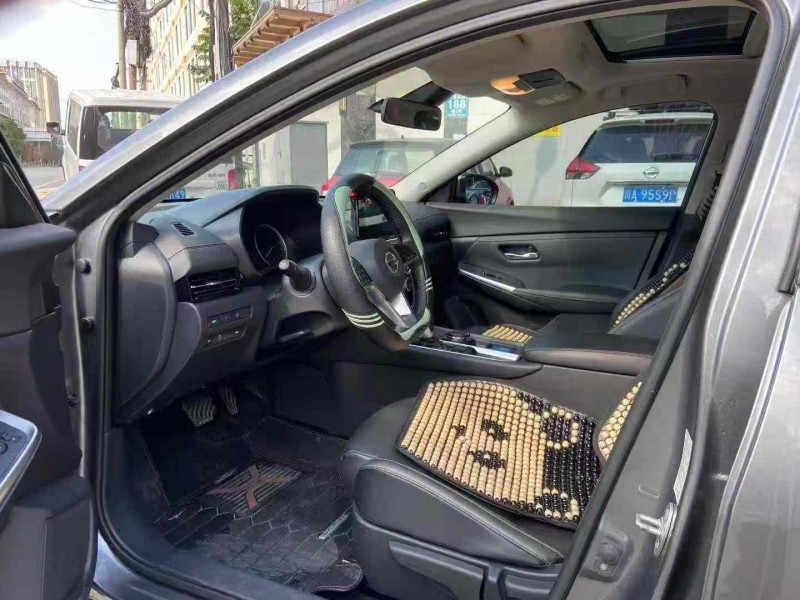 成都22年日产轩逸4