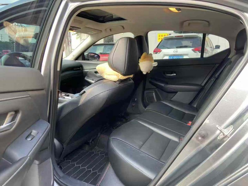 成都22年日产轩逸5