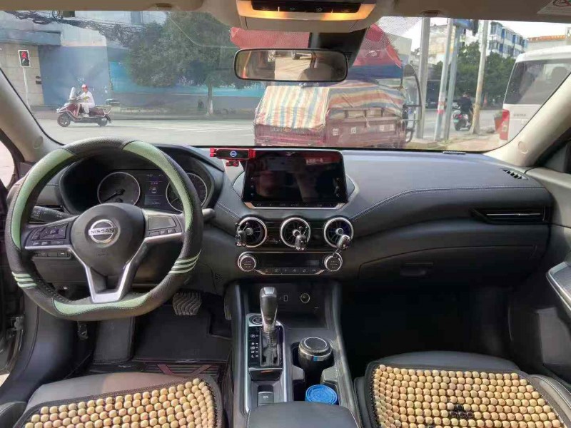 成都22年日产轩逸6