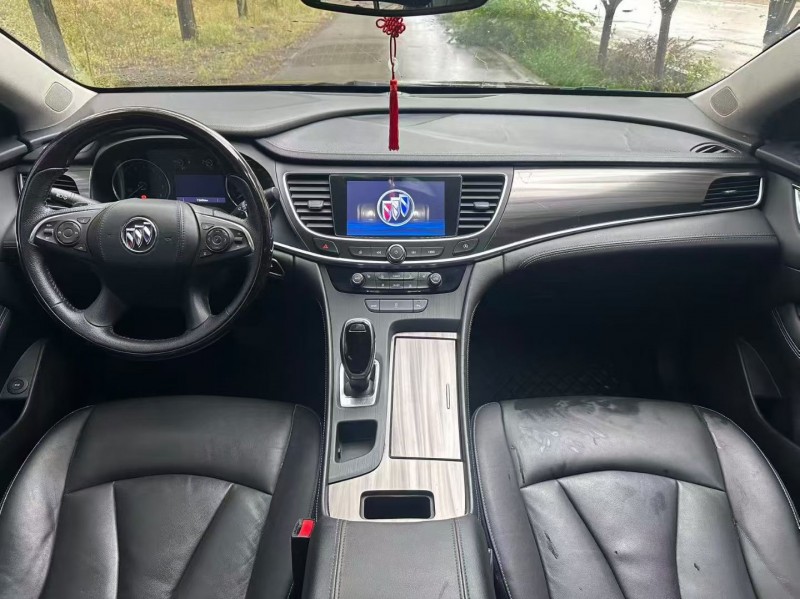 枣庄21年别克君越6