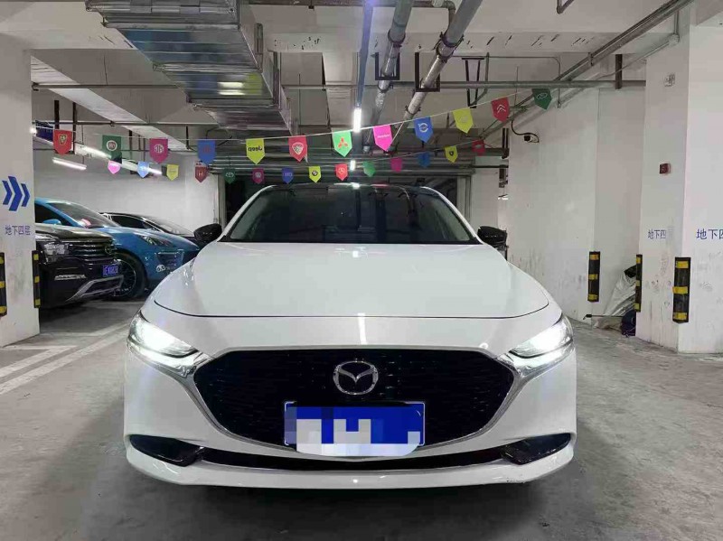 成都21年马自达昂克赛拉1