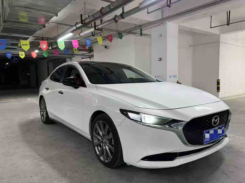 成都21年马自达昂克赛拉3