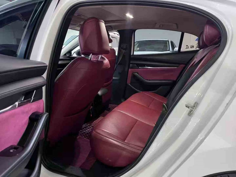 成都21年马自达昂克赛拉5