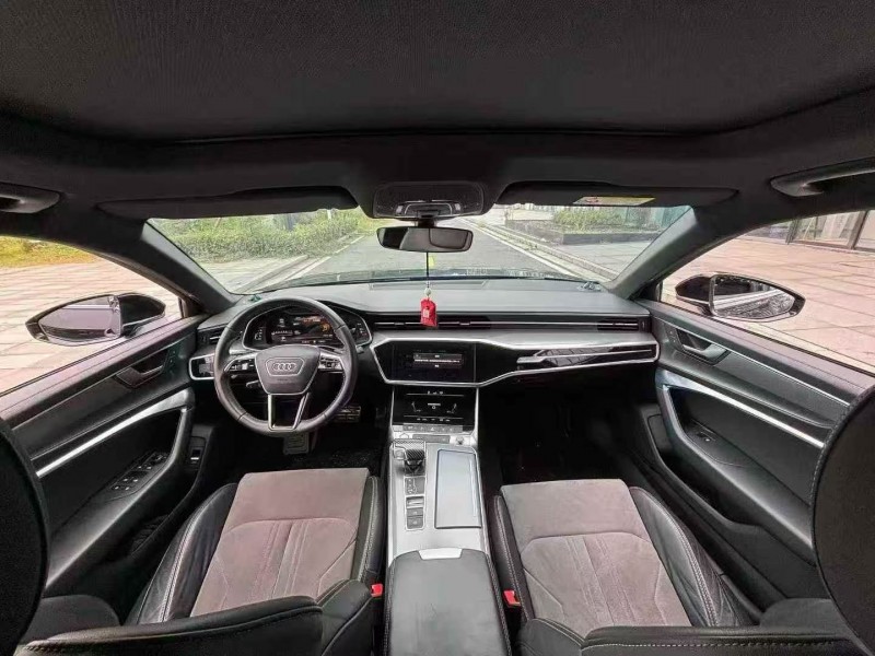 张家界20年奥迪A6L4