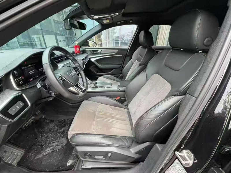 张家界20年奥迪A6L5