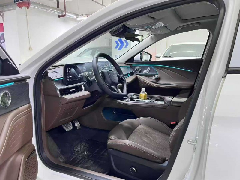 成都24年奇瑞艾瑞泽4