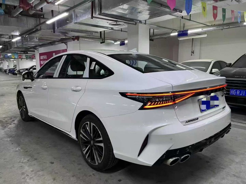 成都24年奇瑞艾瑞泽7