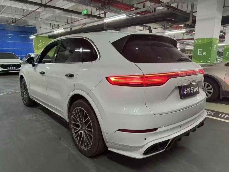 邵阳19年保时捷卡宴8