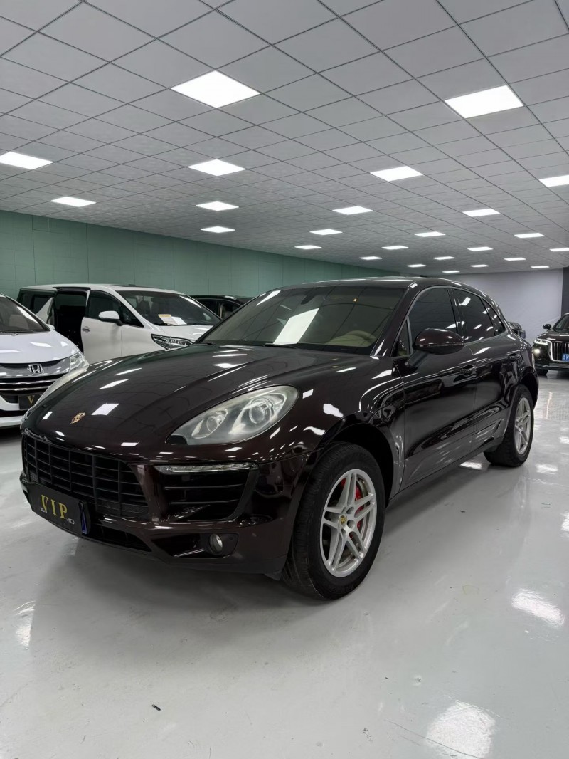廊坊15年保时捷Macan5
