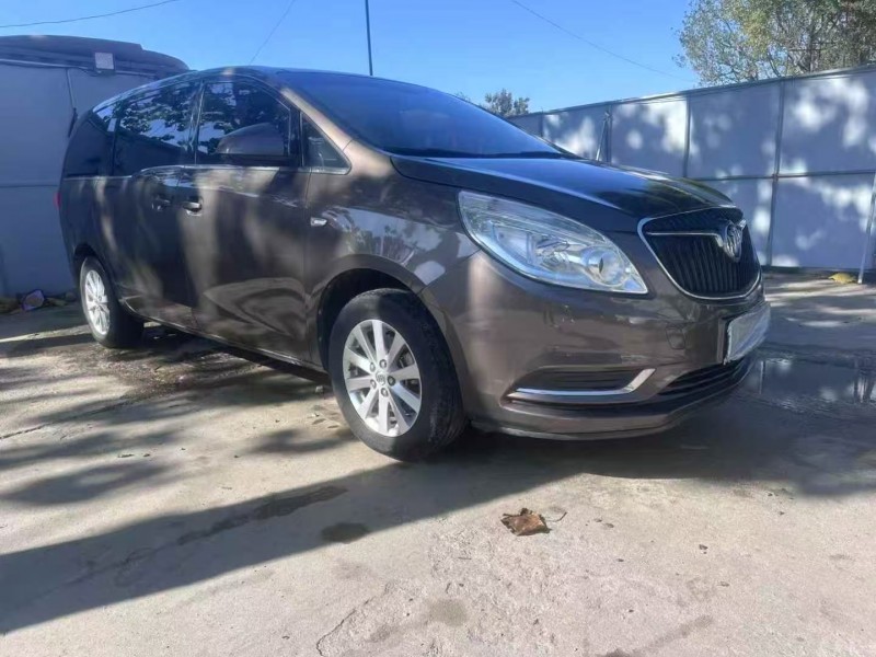 青岛18年别克GL83