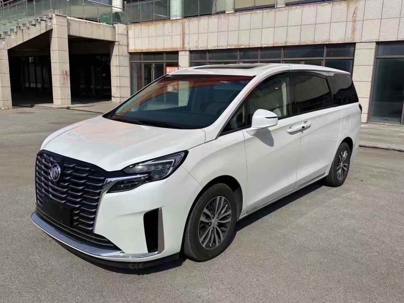 青岛25年别克GL82