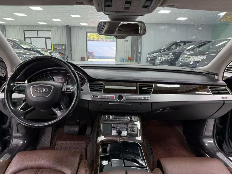 廊坊18年奥迪A8L2