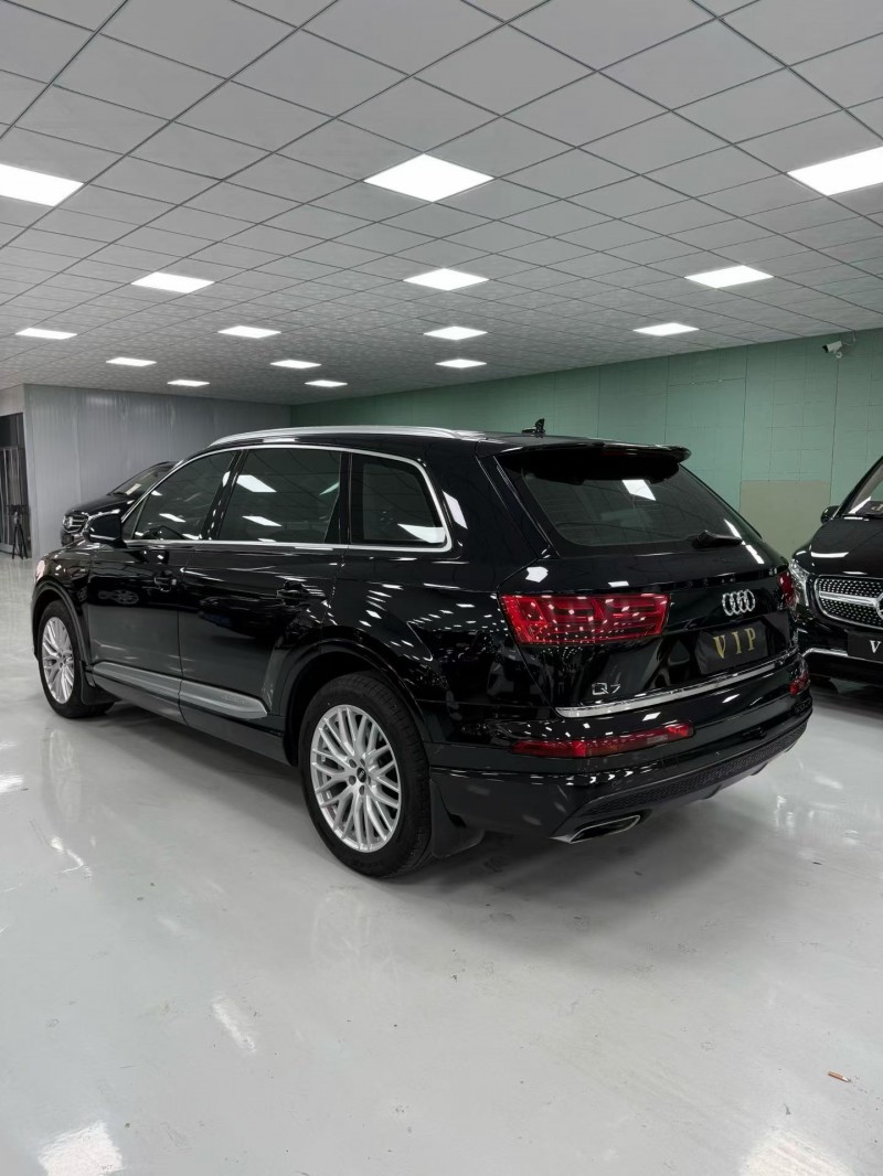 廊坊18年奥迪Q76