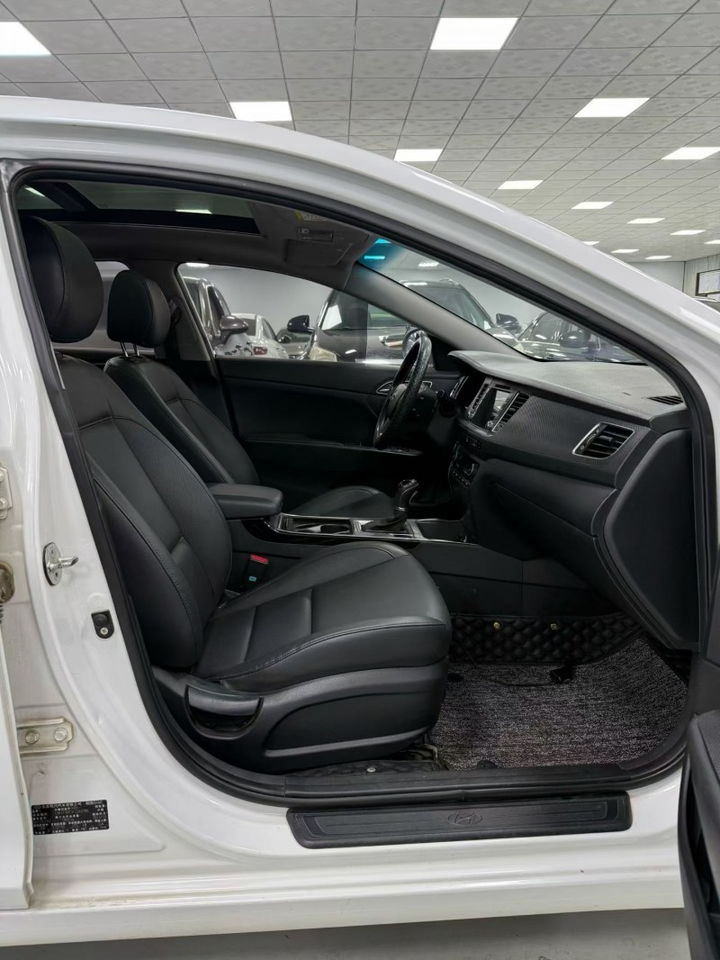 廊坊15年现代名图5