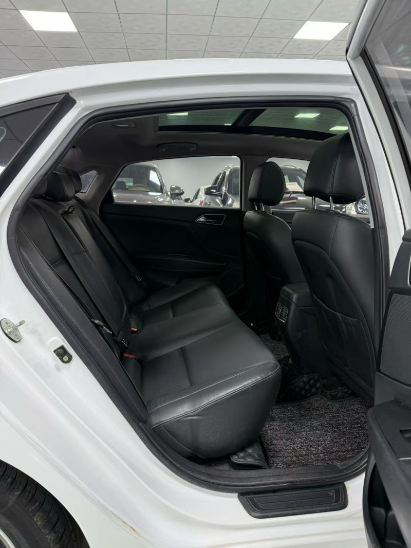 廊坊15年现代名图6