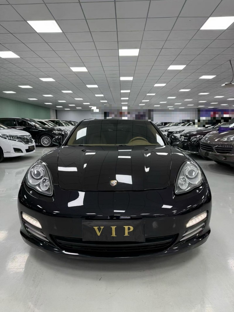 廊坊13年保时捷帕拉梅拉1