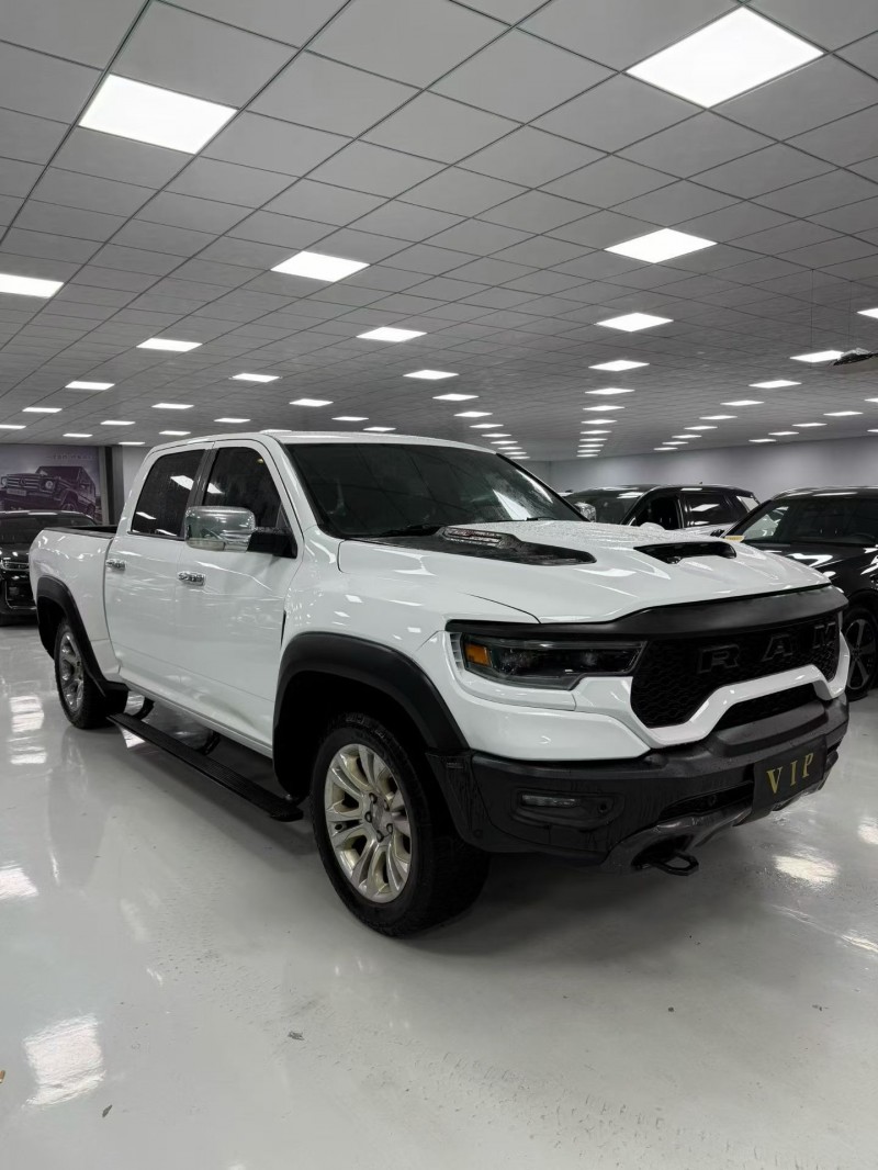 廊坊15年道奇公羊8