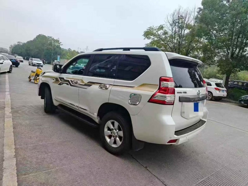 衡阳15年丰田普拉多7