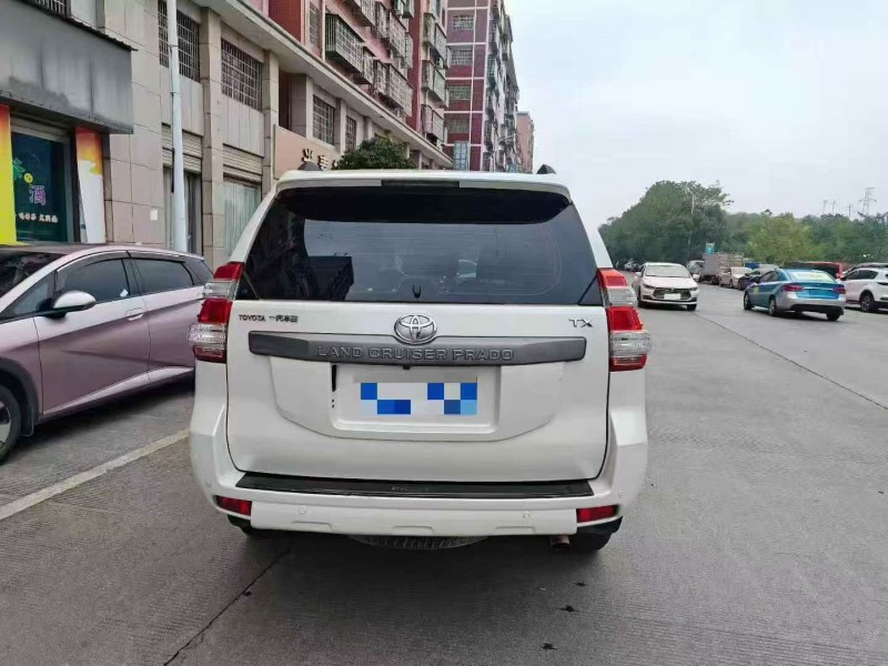 衡阳15年丰田普拉多9