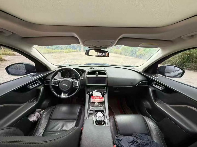 邵阳17年捷豹F-PACE6