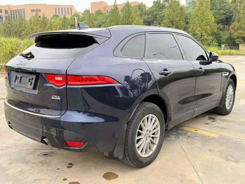 邵阳17年捷豹F-PACE7