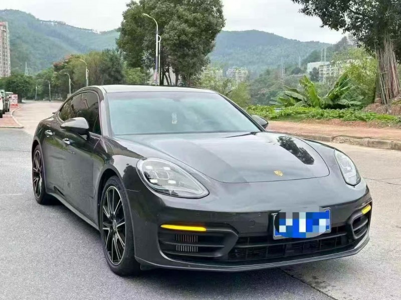 福州22年保时捷帕拉梅拉2