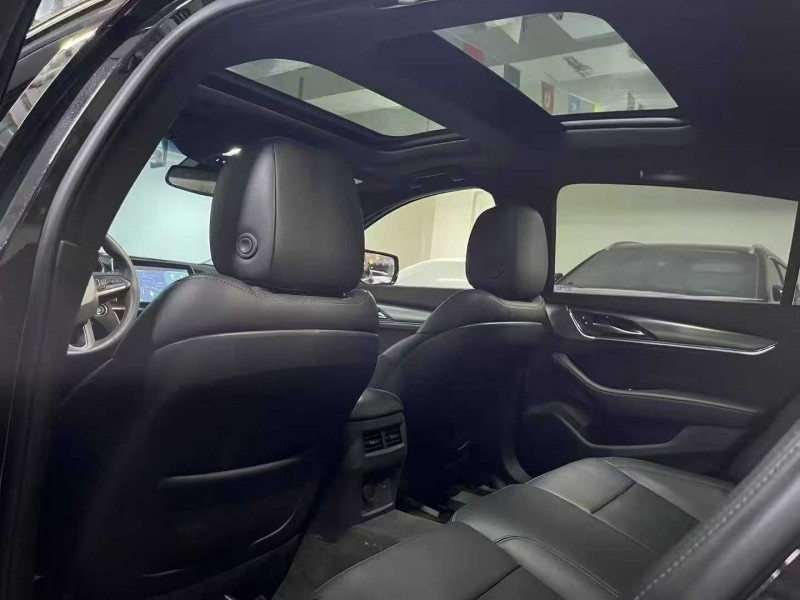 成都24年凯迪拉克CT56