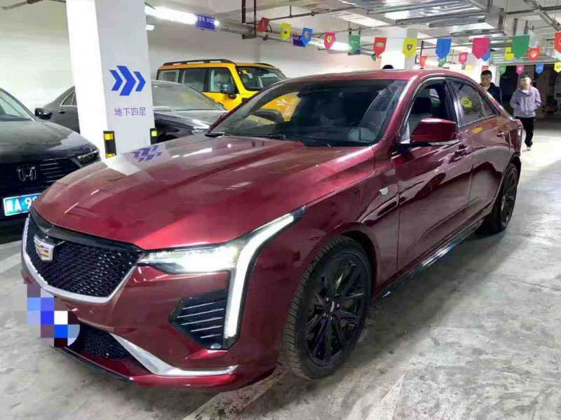 成都20年凯迪拉克CT43