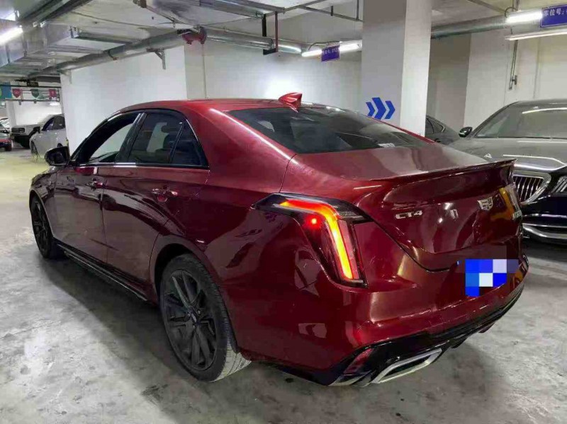 成都20年凯迪拉克CT47